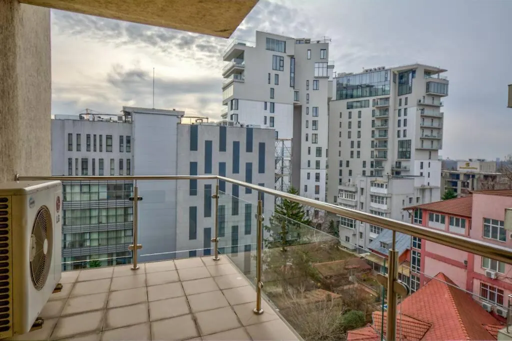 Bucharest - North Area Lake View Residences - 3 Bedrooms Apartment - Herastrau - Baneasa 0*,
